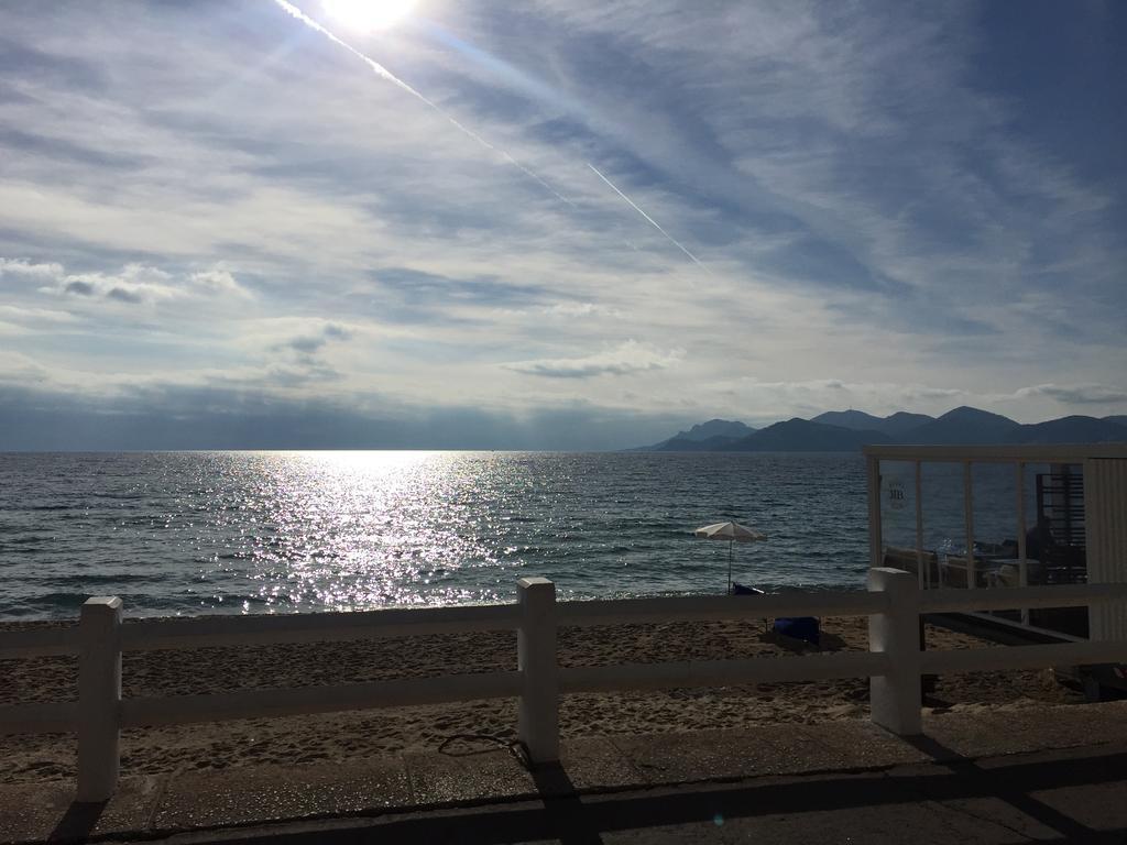Dionysos Vue Mer Кан Екстериор снимка